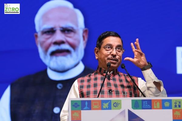 Centre to Accelerate Rooftop Solar Push Under PM Surya Ghar Scheme in FY27: Pralhad Joshi