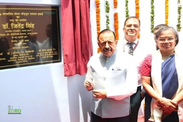 Central Electronics Limited Launches 200 MW Solar Module Manufacturing Line in Uttar Pradesh